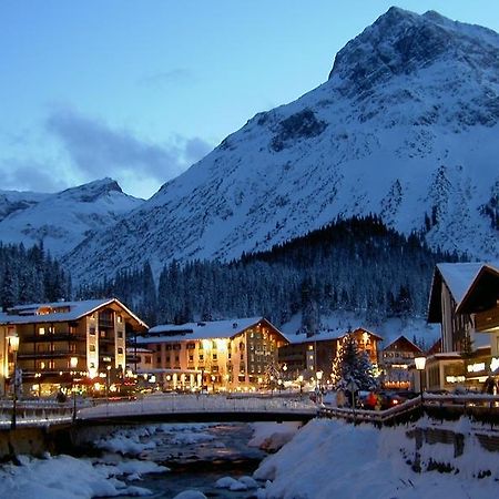 Haus Gstueat Apartment Lech am Arlberg Exterior foto