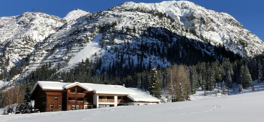 Haus Gstueat Apartment Lech am Arlberg Exterior foto